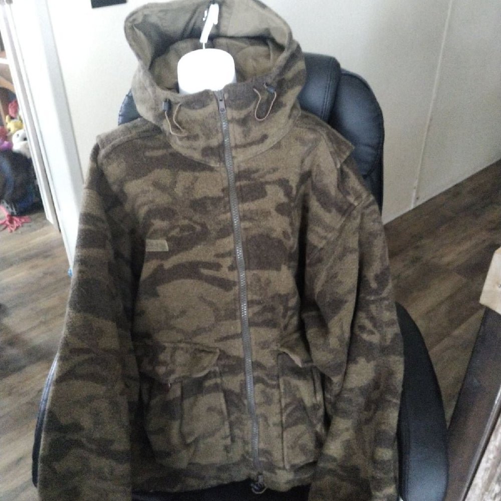 Men's XL Columbia camo jacket